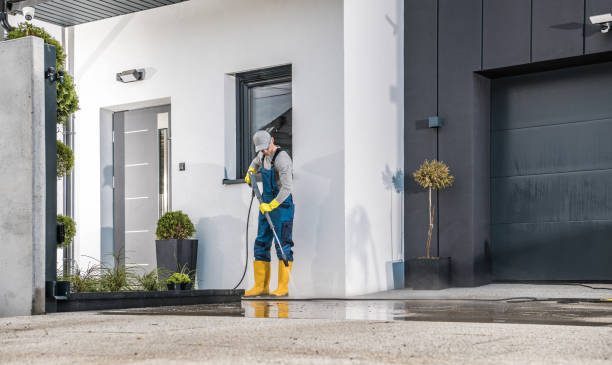 Best Pool Deck Cleaning  in Los Alamitos, CA